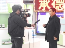 平泉市融媒直播活動，消費扶貧，帶您了解承德亞歐“仁”氣王